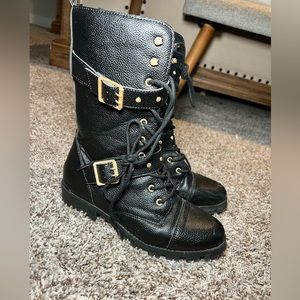 Black combat boots women’s 8 worn once for a few minutes
